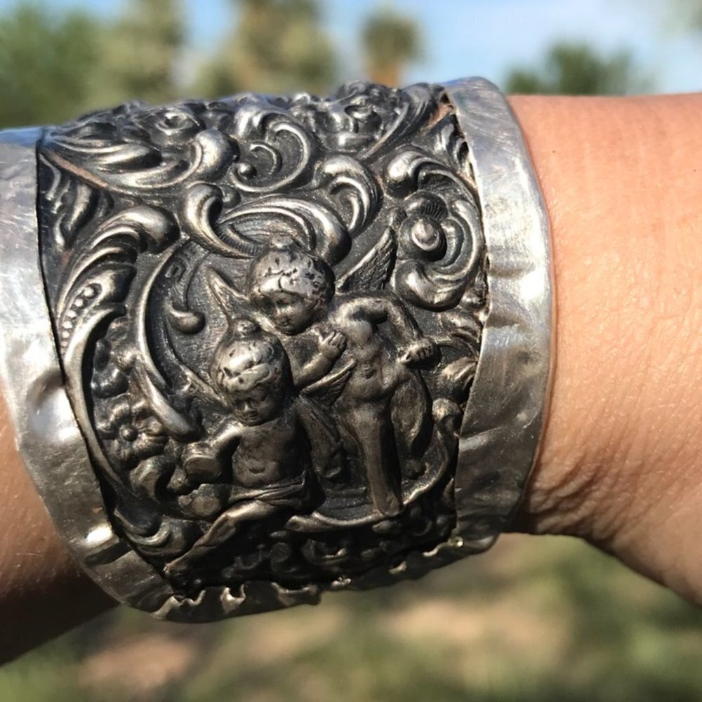 Rare Antique Unger Bros Cherub Art Nouveau Sterling Silver Cuff Bracelet